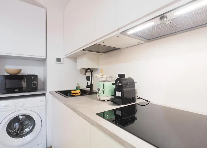 Arco Della Pace Charming Apartment