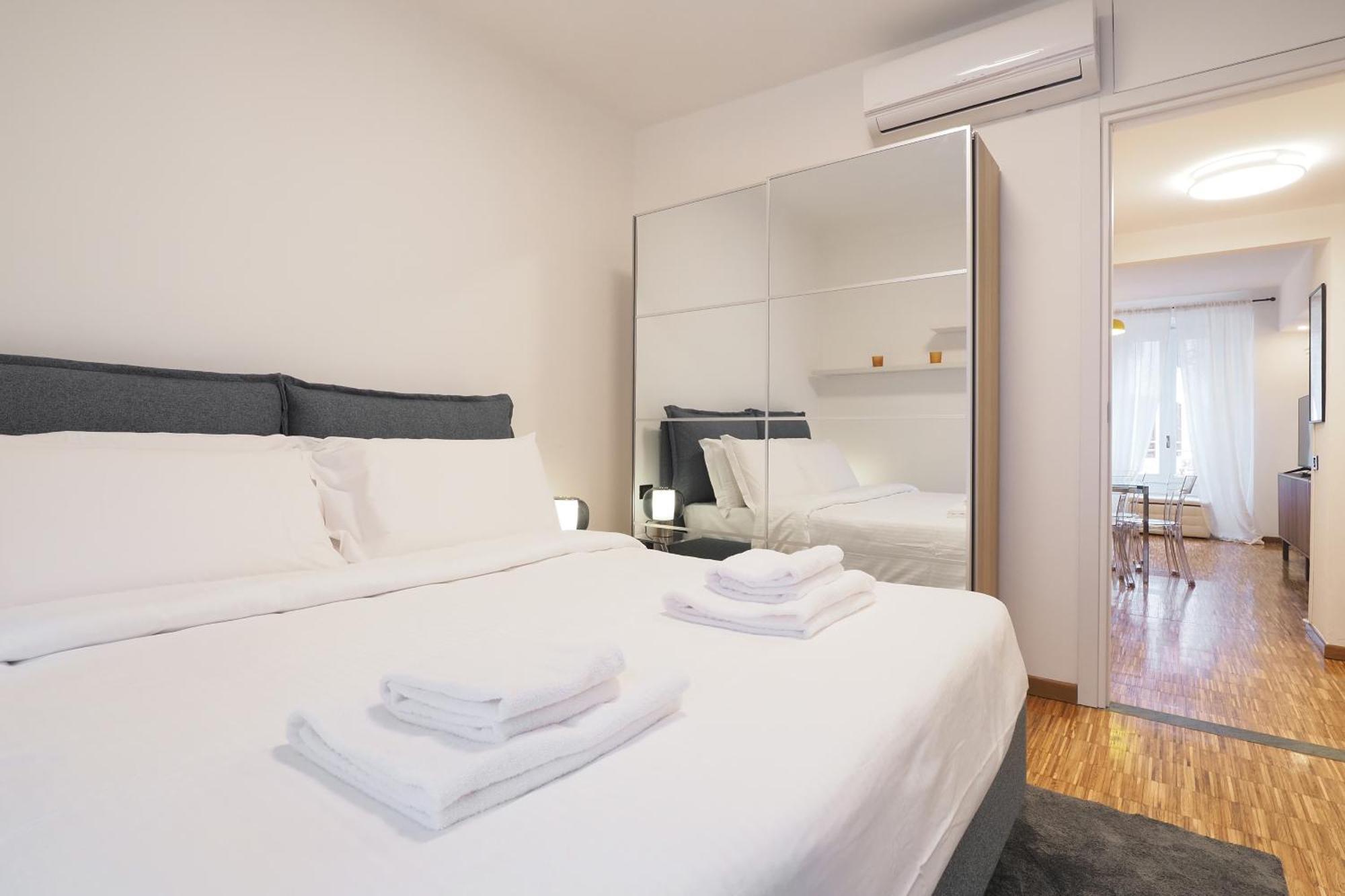 Arco Della Pace Charming Apartment *